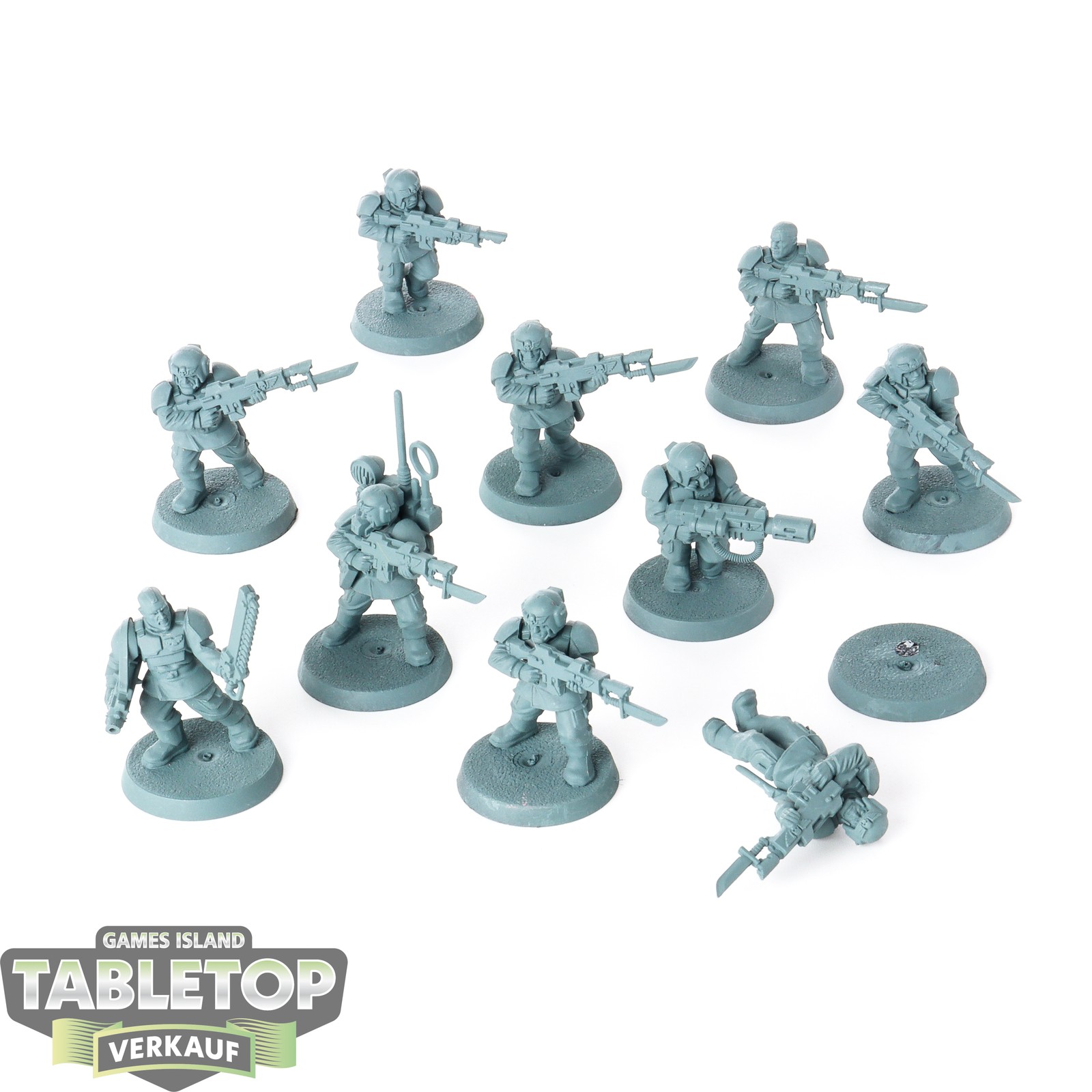 Astra Militarum - 10 Cadian Shock Troops classic - grundiert