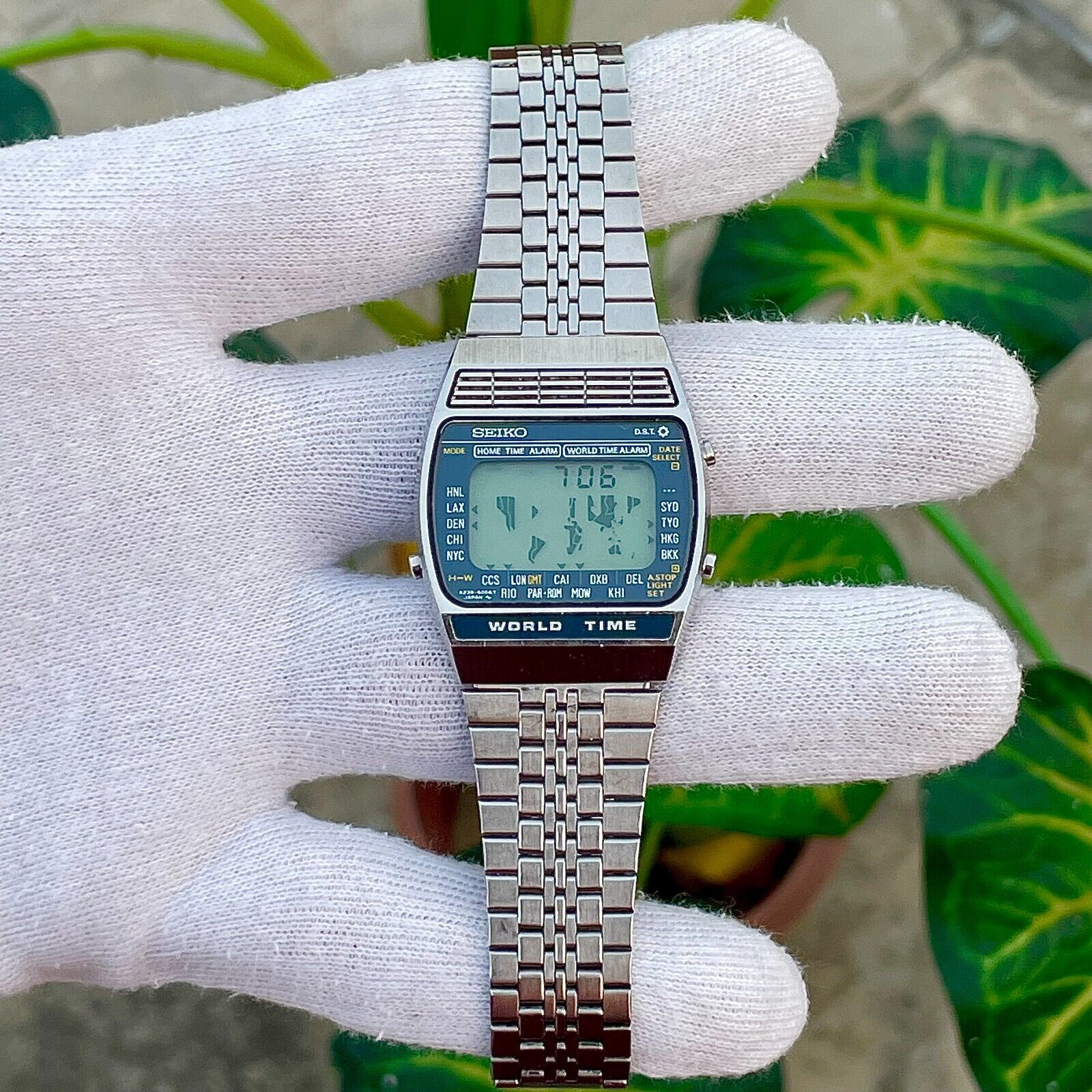 Vintage Seiko WorldTime Digital World Map LCD Men's Watch Vintage Seiko WorldTime Digital World Map LCD Men's Watch