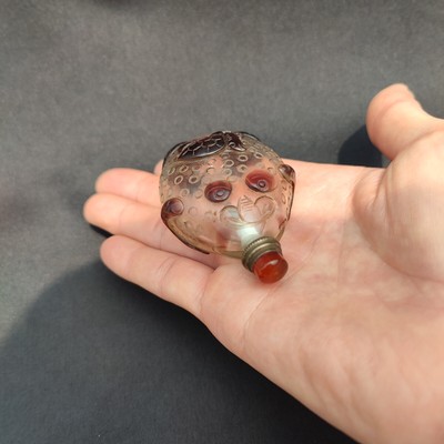 chinese peking glass snuff bottle Golden Toad turtle beauty glazed snuffbox pink