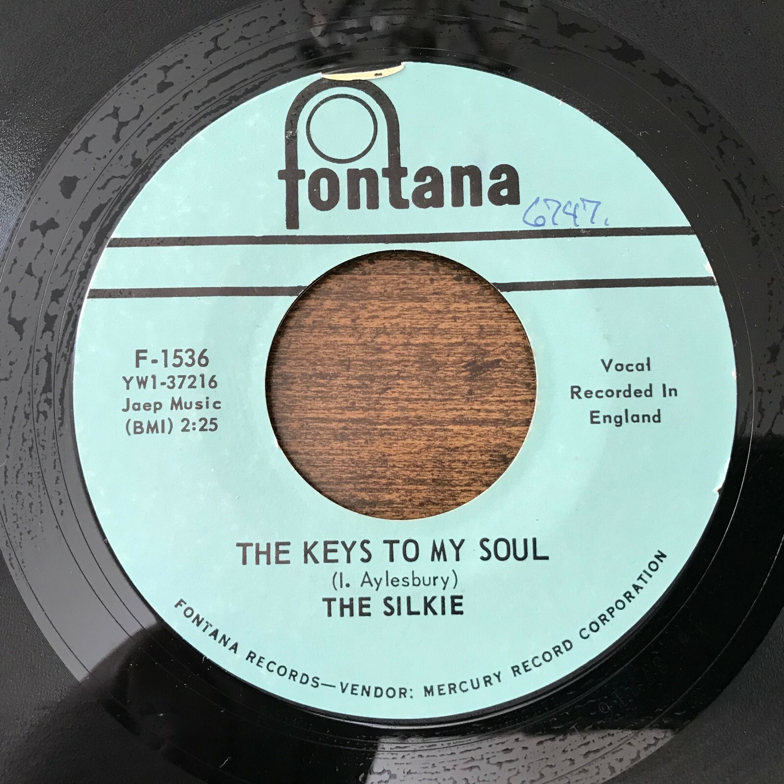John,Paul&George参加！THE SILKIE The Silkie - You've got to Hide Your Love Away (1966) - YouTube