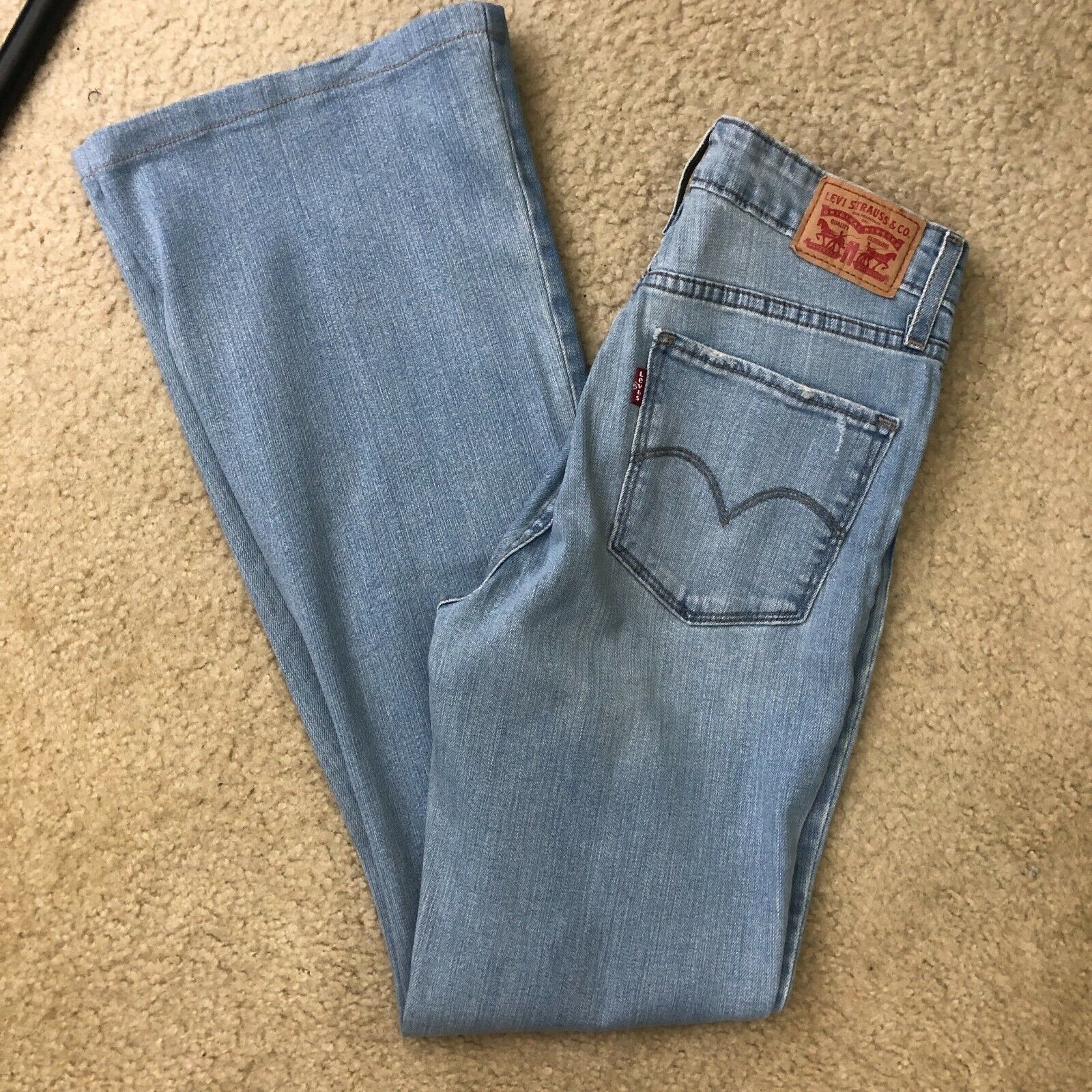 Levi Strauss W28 L32 Women's Flare 9 Levi Strauss W28 L32 Women's Flare 9
