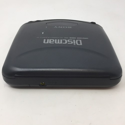 Vintage Sony D-141 Discman Cd Player AVLS Mega Bass Vtg 1995 Portable Music XX3