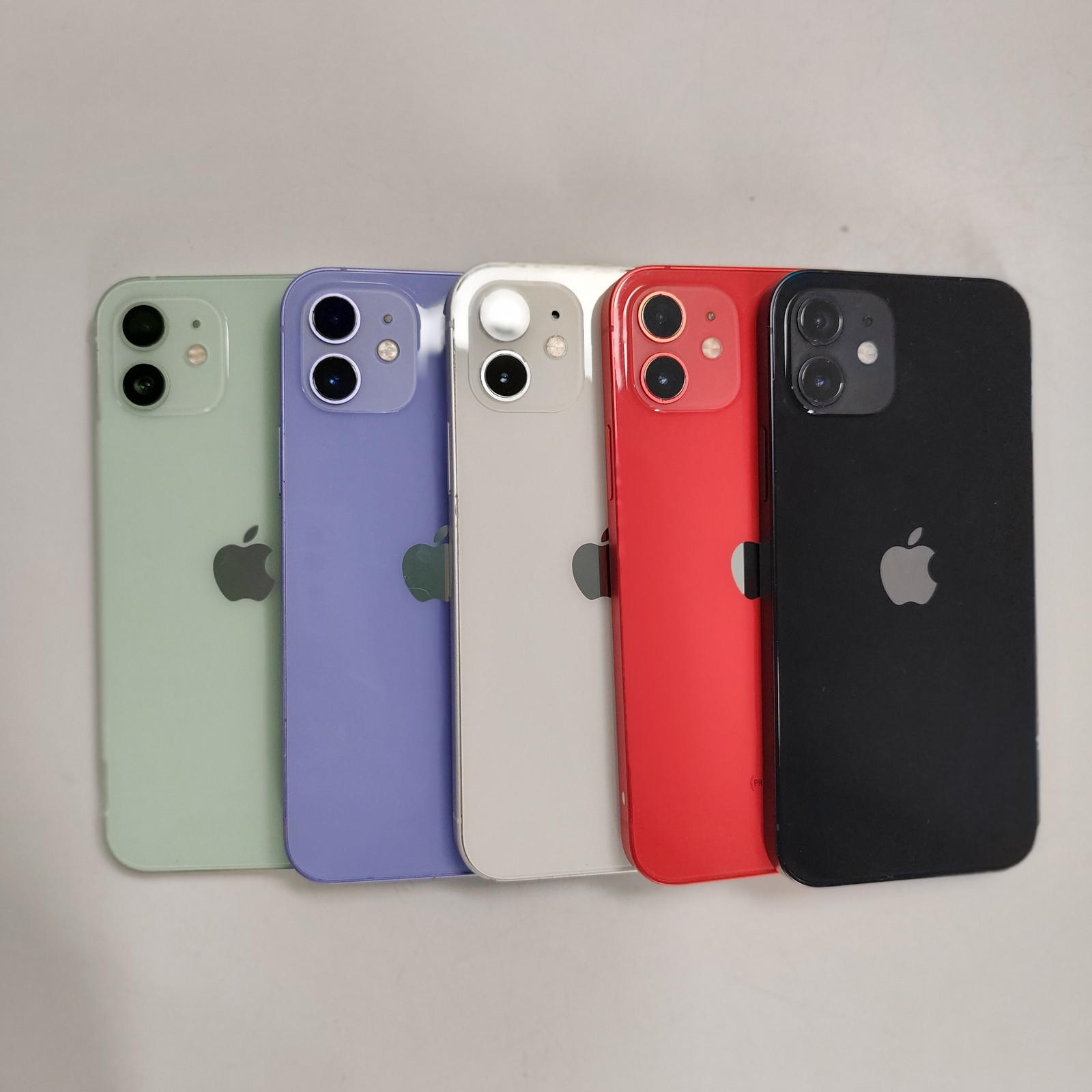 ながいぶ　iPhone１２256gb Amazon | 【整備済み品】 Apple iPhone 12 256GB (PRODUCT)RED