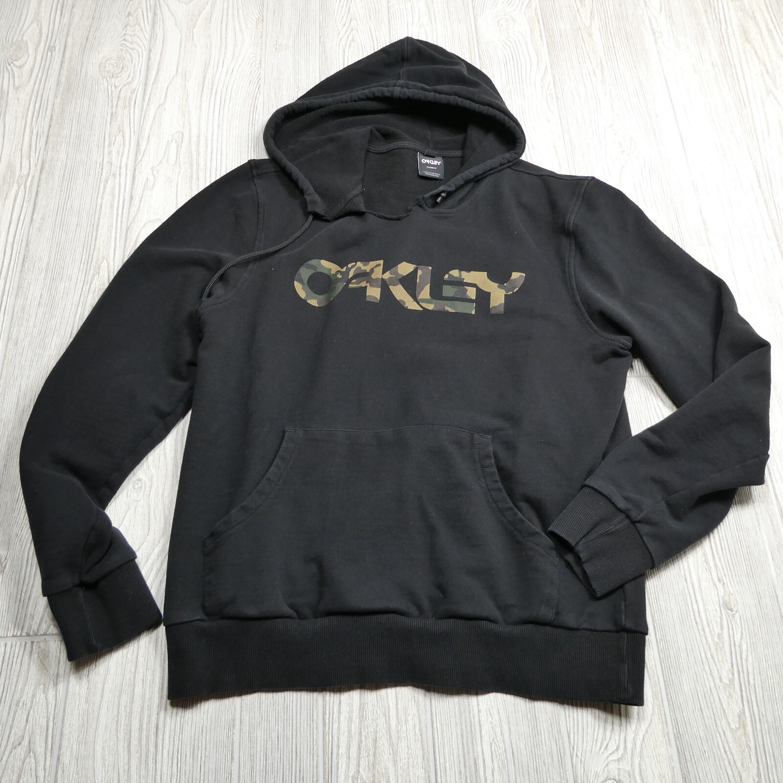 Oakley Sweater Womens XL Custom Fit Camo Graphics Hooded