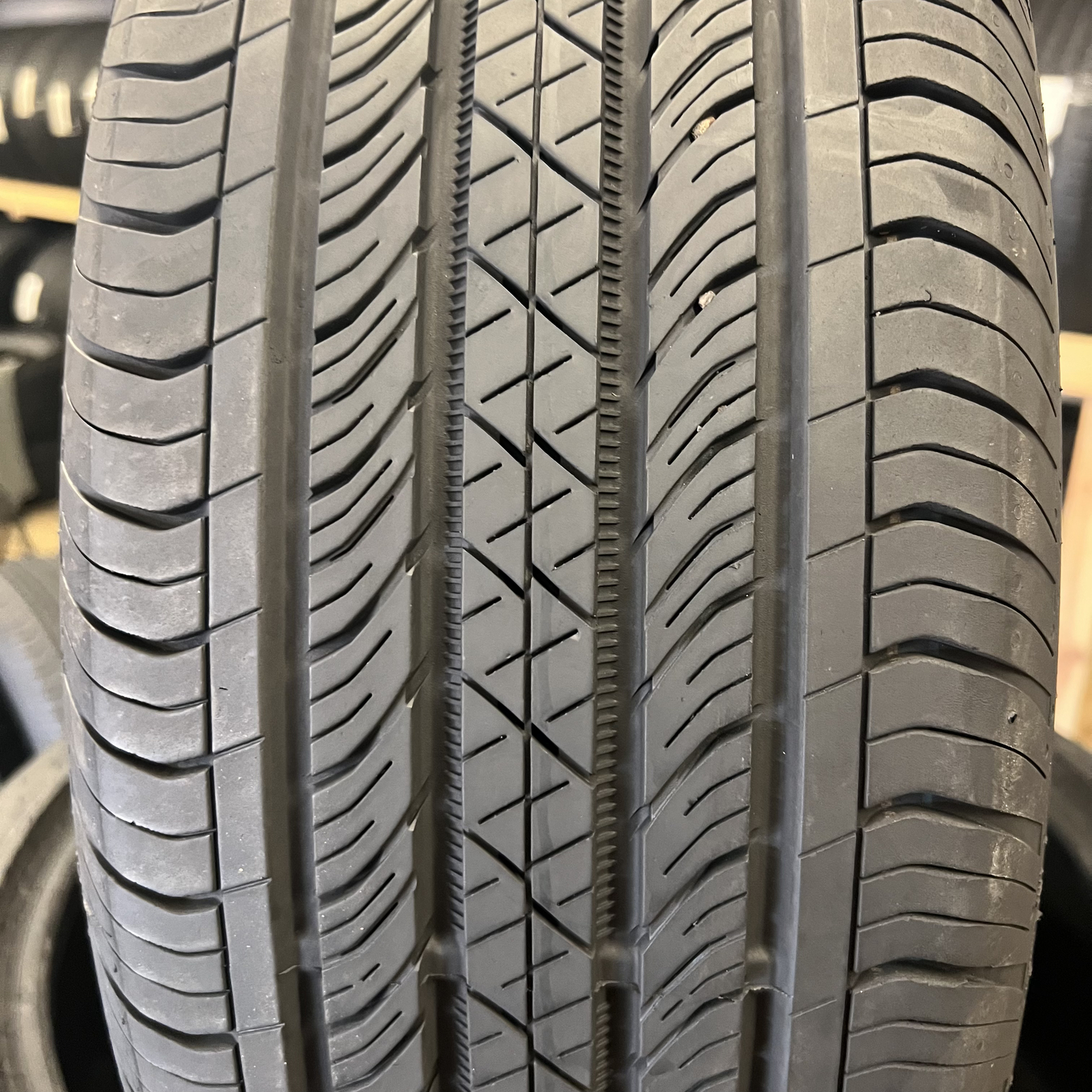 1 Tire LikeNEW Continental ProContact TX TPC 4013 225/60R17 225/60