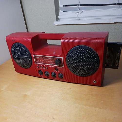VTG Realistic 8 track Boombox Portiplay  14-926 tested works rare HTF Wow Red
