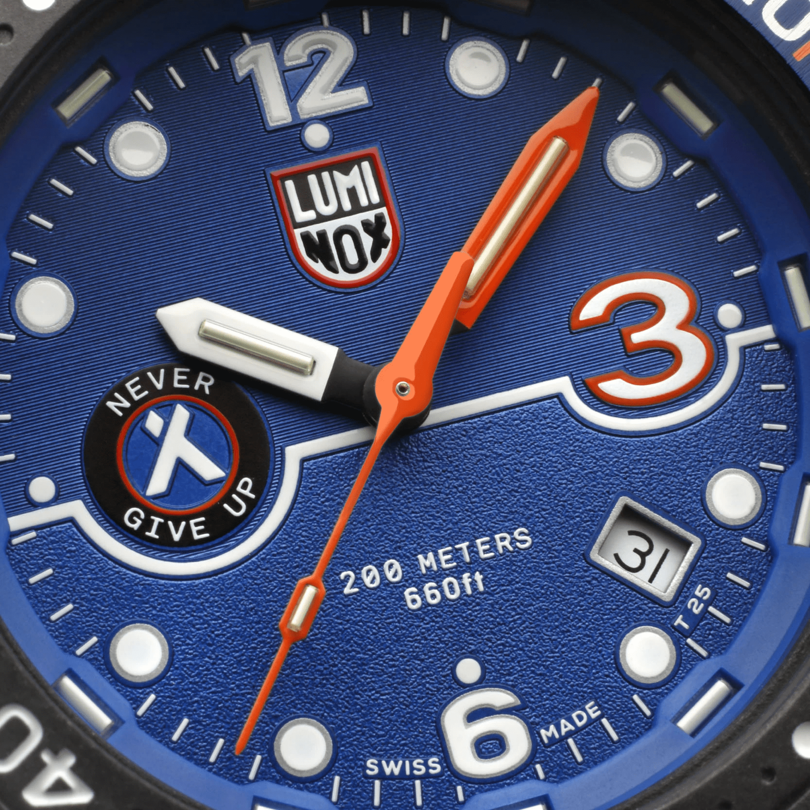Pre-owned Luminox Bear Grylls Xb.3723.r3.1 Survival Rule Of 3 Rubber Quartz Men's Watch