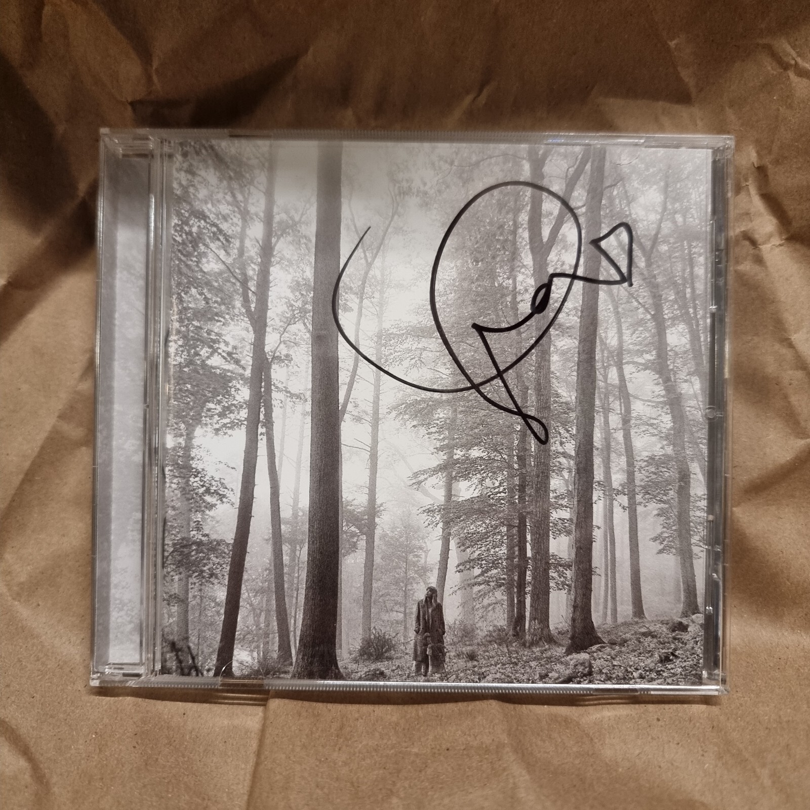 Taylor Swift Folklore Signed CD with heart | Free Shipping Taylor Swift Folklore Signed CD with heart | Free Shipping