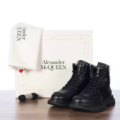 ALEXANDER MCQUEEN 850$ Men's Black Leather Tread Slick Sneaker Boots