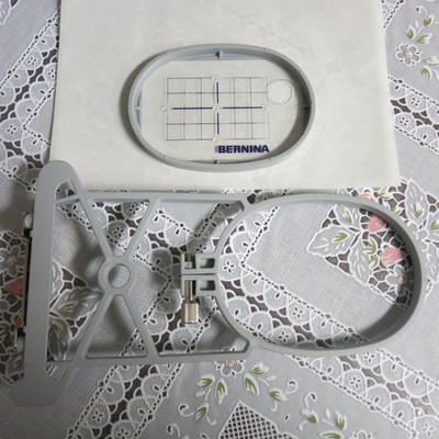 Bernina 165 170 180 Small 40mm x 60mm Embroidery Hoop Frame artista Excellent