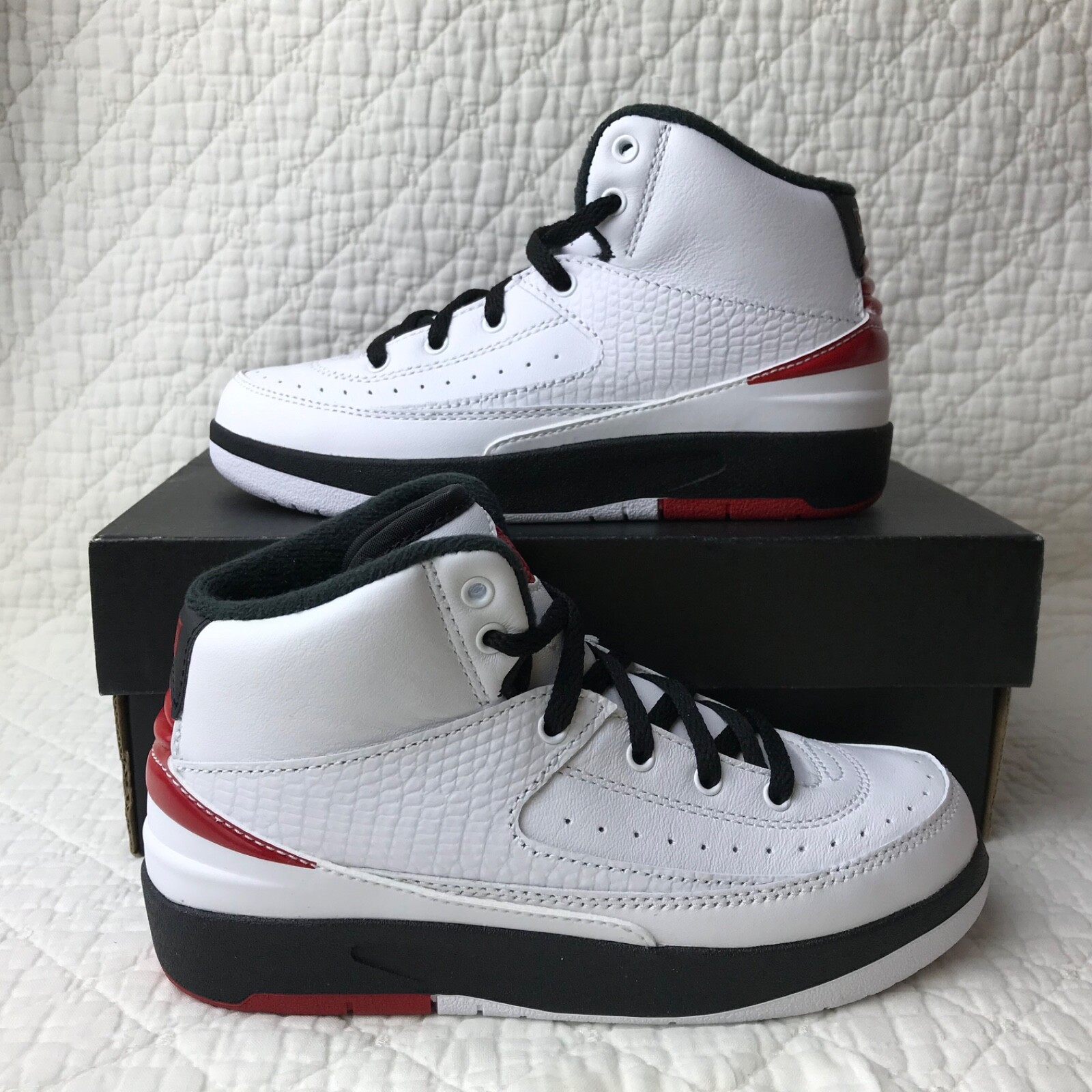 Air Jordan 2 RETORO ホワイト/レッド ハイカット Air Jordan 2 Chicago Home 2014 Size 10.5 Used Rare Retro