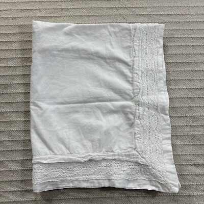 Southern Living Standard Pillow Sham White 20x26 Crocheted Lace Button Cotton