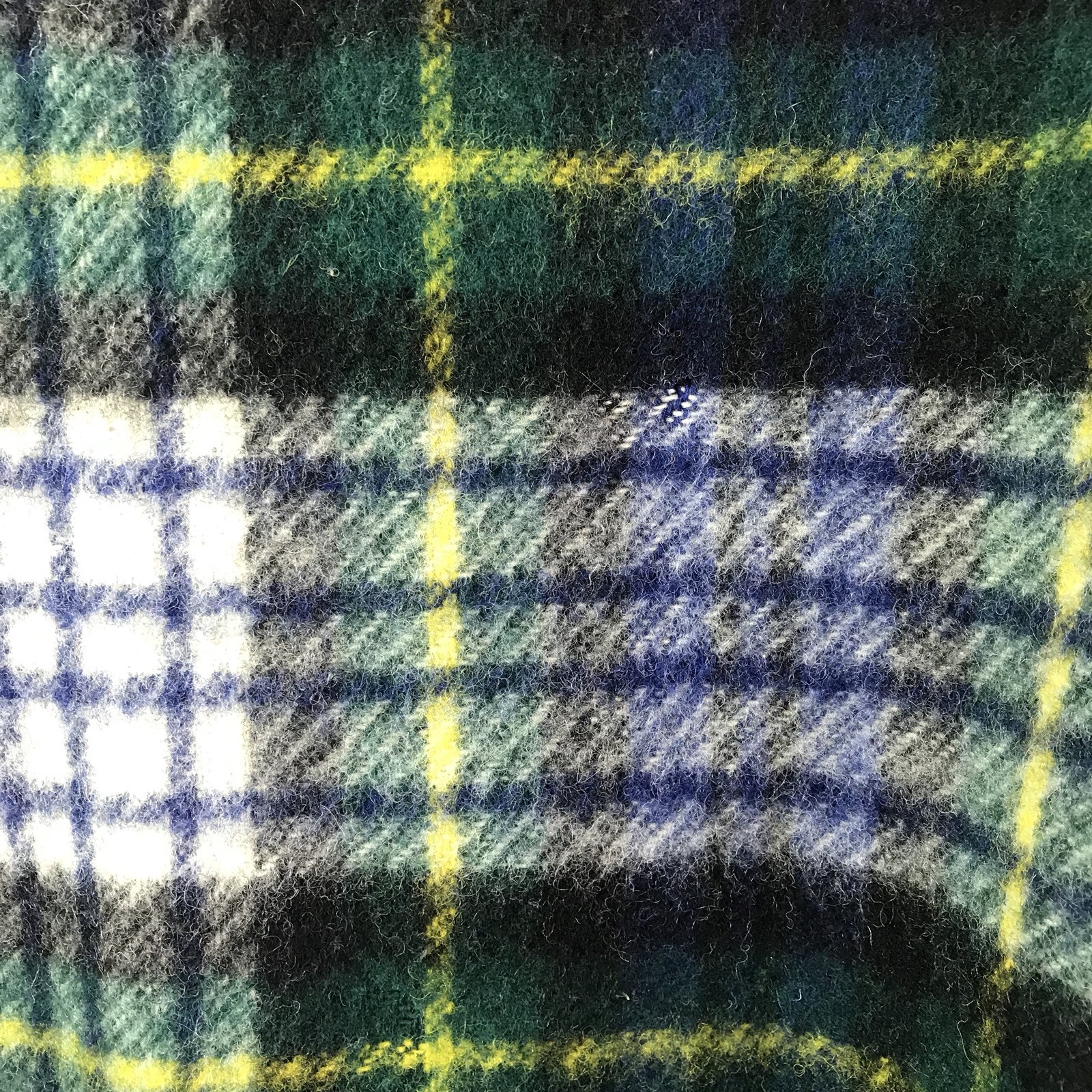 Vtg CONNEMARA Rug Irish Wool Tartan Plaid Blue Green Fringe Blanket Shannon Free