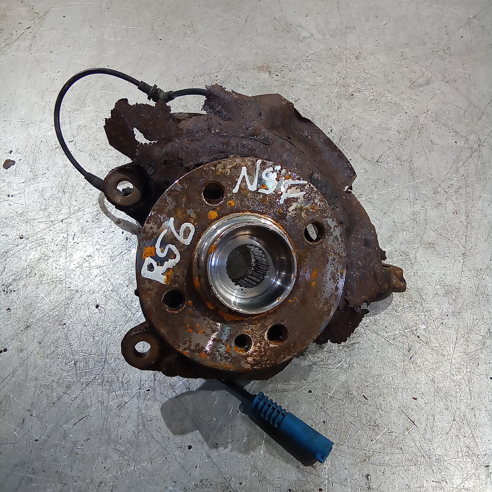 BMW Mini Cooper R55/R56/R57 2006-13 Passenger/Left/NS Front Wheel Hub & Bearing