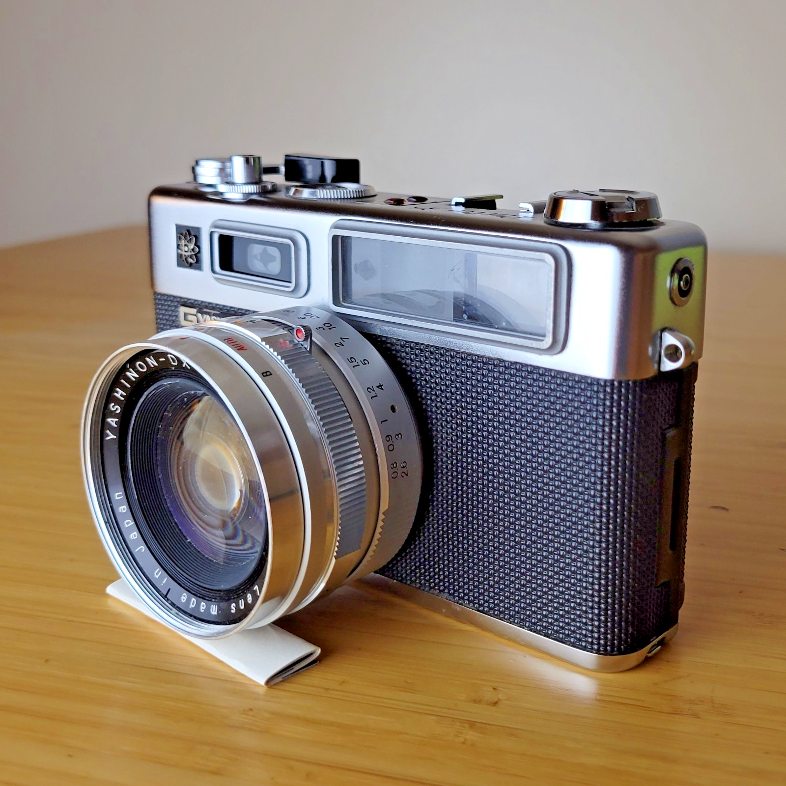 Yashica Electro 35 GSN Rangefinder Camera 45mm F/1.7 Lens +