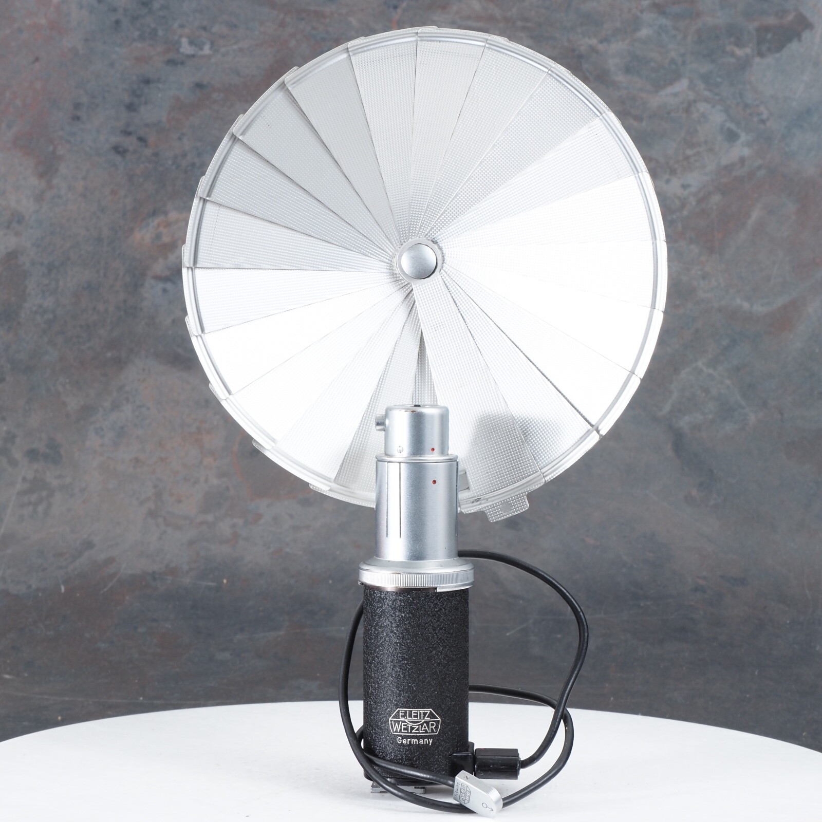 ^ Leica CEYOO Flash w/ VLOOF Flash Reflector + Sync Cable for Leica iiif [MINT]のeBay公認海外通販｜セカイモン