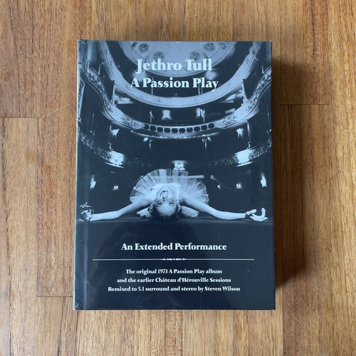【新品】Jethro Tull / A Passion Play　CD+DVD 91nQsvxarFL._UF350,350_QL80_.jpg
