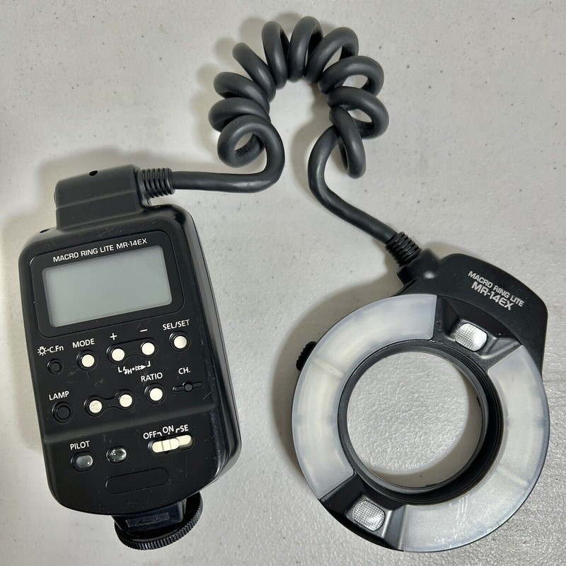 Canon Macro Ring Lite MR-14EX for Canon Digital SLR Camera