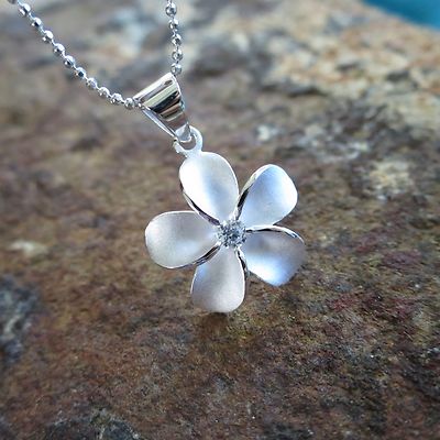 アクセサリー HAWAIIAN SILVER NECKLACE Hawaiian Design Jewelry .925 Sterling Silver Cube Leaf