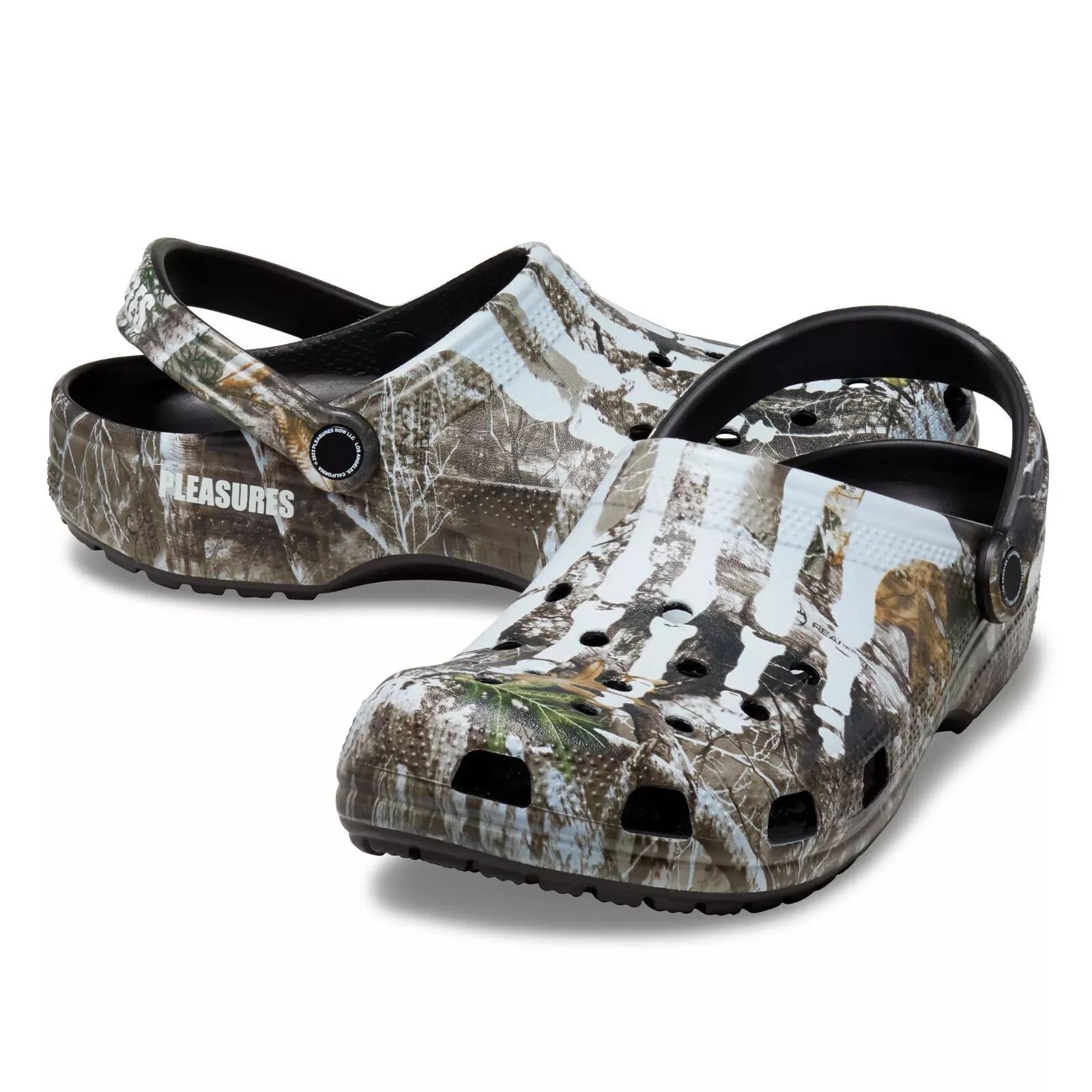 Pleasures × Crocs Classic Clog CAMO 新品 208267-960-1.jpg?v=1666117868&