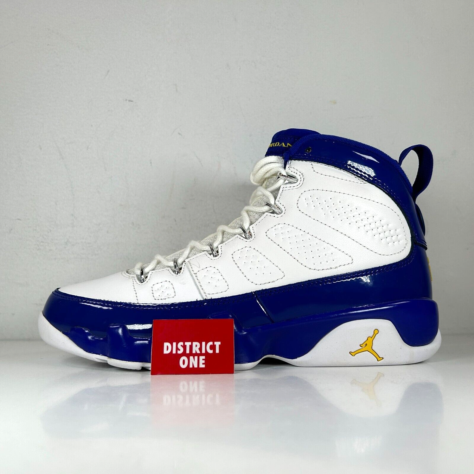 シューズ(男性用) Air Jordan 9 Retro Kobe NIKE AIR JORDAN 9 RETRO 'KOBE EDITION' WHITE/PURPLE/GOLD BIG KIDS