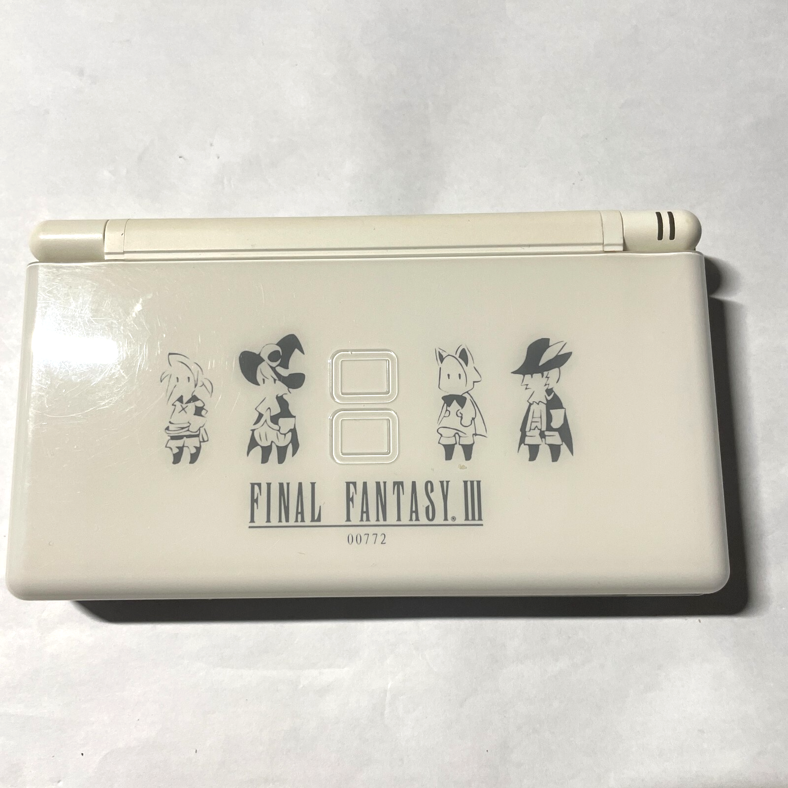 ニンテンドーDS - Nintendo　ニンテンドーDSlite FF3 クリスタルエディション　美品 Nintendo DS Lite Final Fantasy III Crystal Edition (Japan