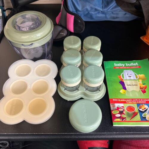 Food Storage Jars And Freezer Mold W Lids