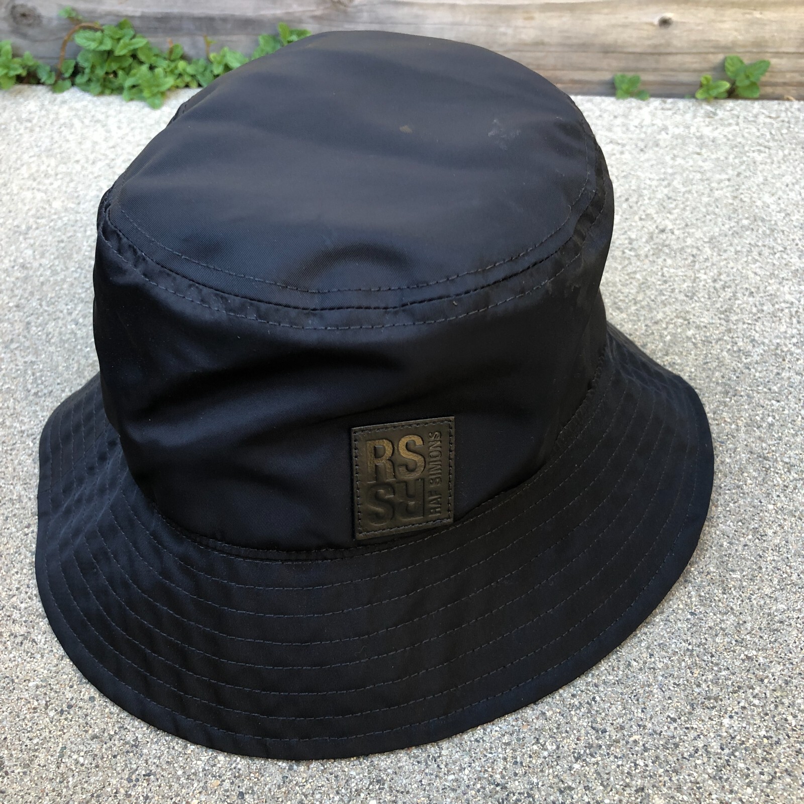 帽子 23 s/s RAFSIMONS HAT RAF SIMONS Spring-Summer 2023 Nylon Bucket Hat Unisex Black