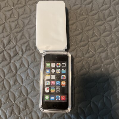 Apple iPod touch 5th Generation Gray 64GB MP3 Player ME979LL/A W/Manuf Sleeve