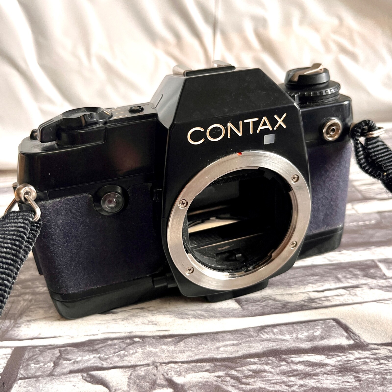 CONTAX AX フィルムカメラ データバック D-8 AX ボディ (D-8データバック) 【K045】 | コンタックス