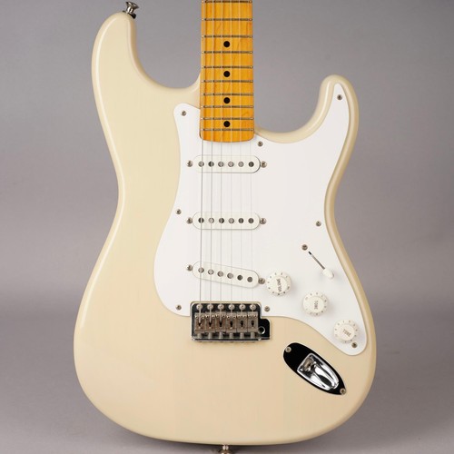Fender Japan ST57 ホワイト 1976-1977 Fender Japan ST57 ホワイト 1976-1977