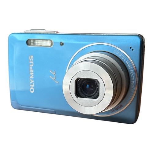 Olympus Stylus 5010 Digital Camera Blue 14MP, Includes