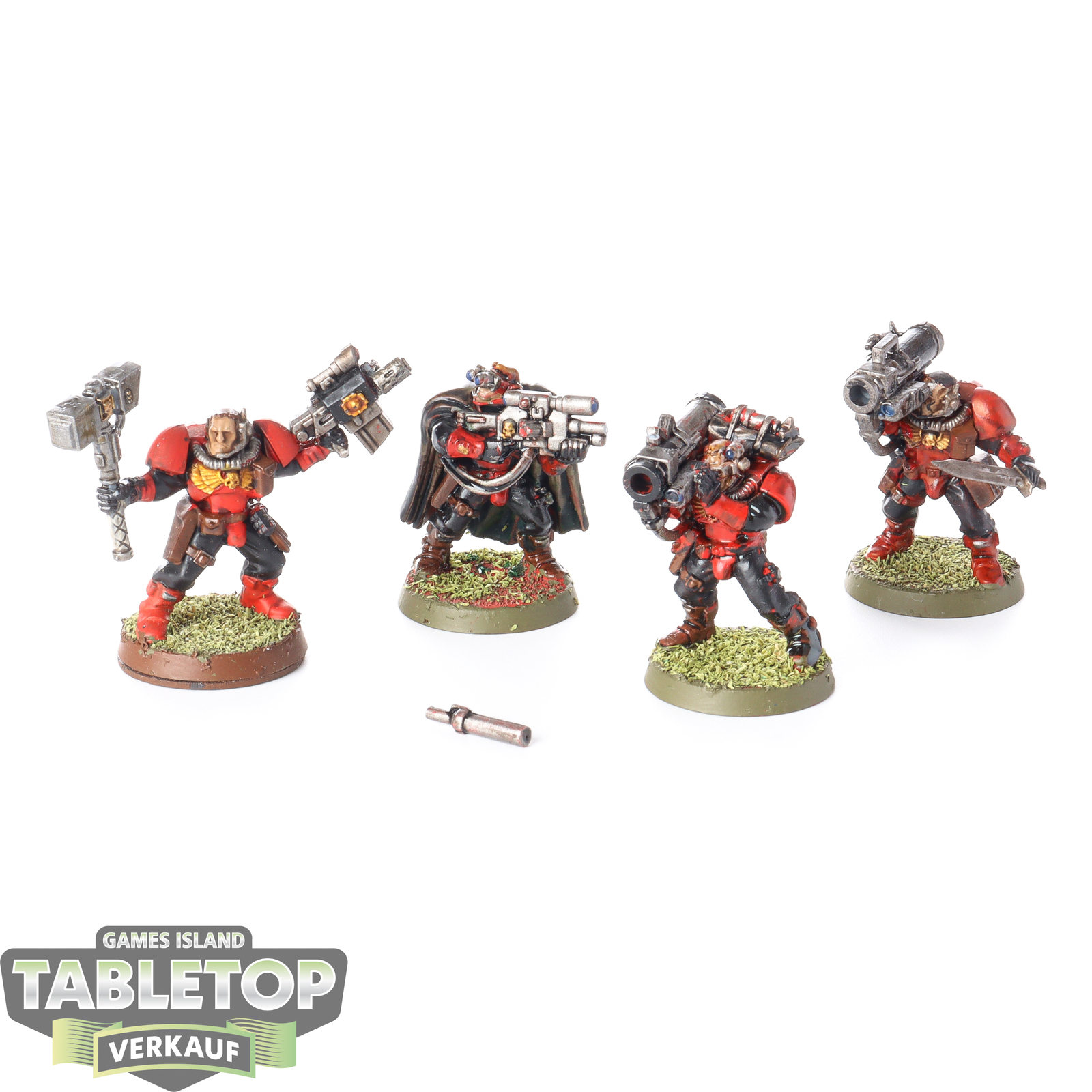 Space Marines - 4x Scouts klassisch - teilweise bemalt
