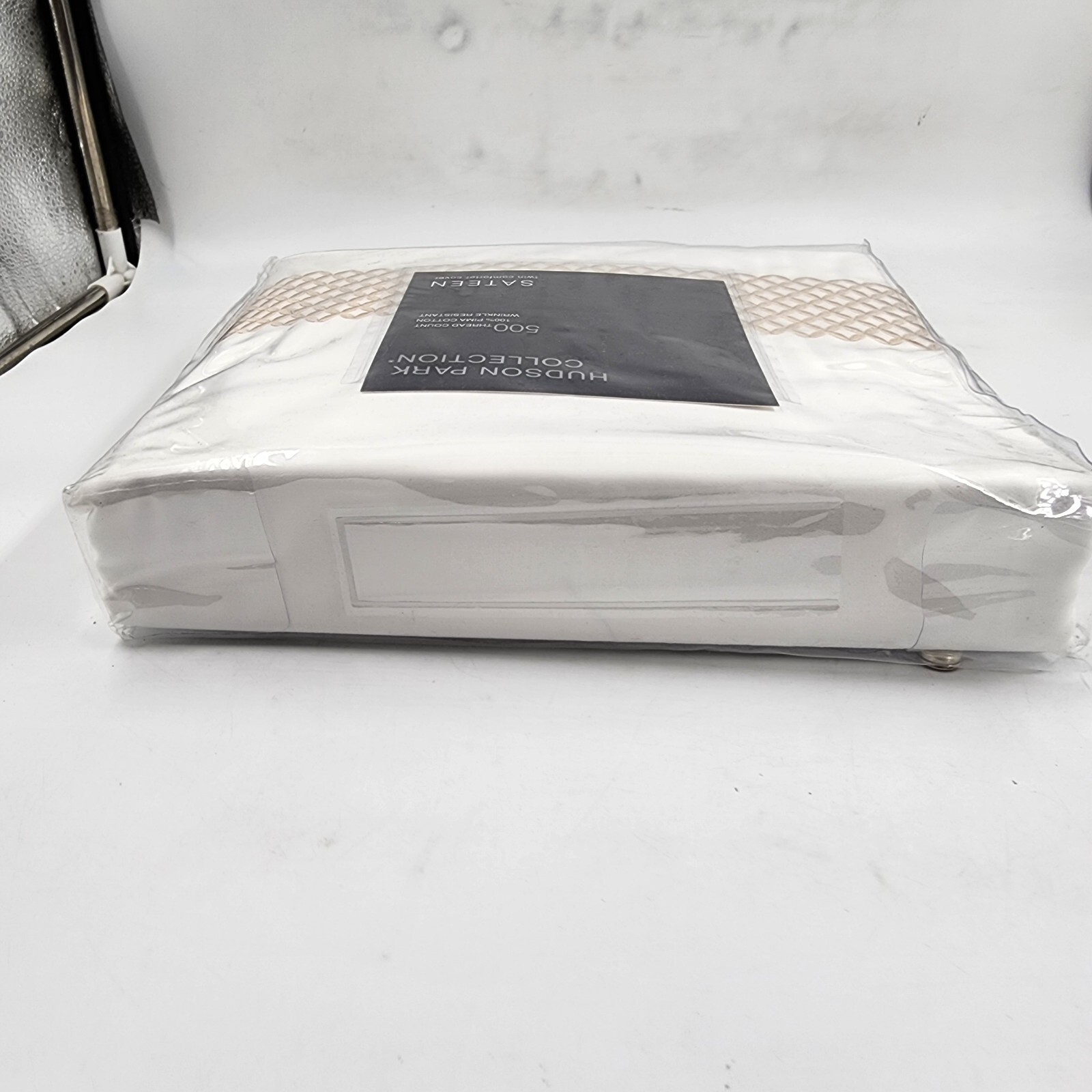 Hudson Park Collection 500TC Embroidered Geo Twin Comforter Cover - Sand - Picture 9 of 14