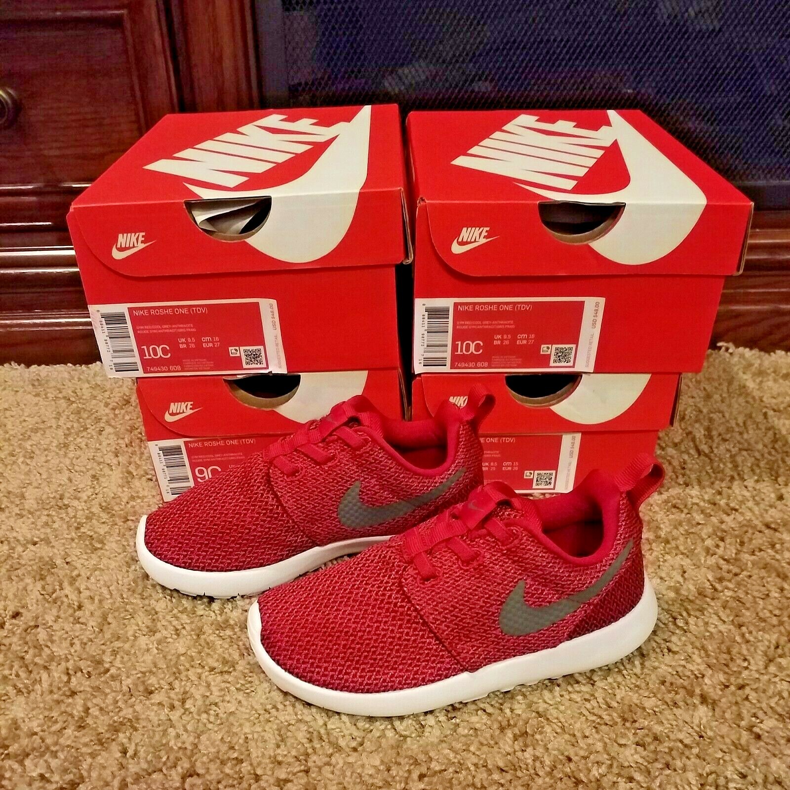 Nike Roshe One TD Size 10C Nike Roshe One TD Size 10C