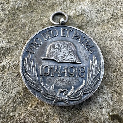 Austria-Hungary WW1 WW1 Medal Pro Deo Et Patria 1914-1918  For God And Country 