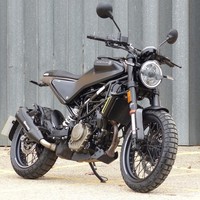 2024 Husqvarna Svartpilen 125 | FSH | 4,248 Miles | Excellent Condition
