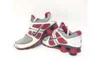 womens nike shox size 11