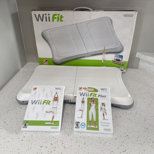 Wii Fit Plus Games & Balance Board - Nintendo Wii
