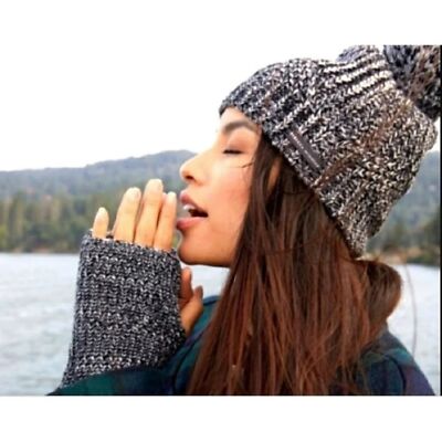 NWT Rebecca Minkoff Marled Chunky Knit Hat & Arm Warmer Set Black & White Rebecca Minkoff Marled Beanie Pom Hat & Armwarmer Set  main image 4