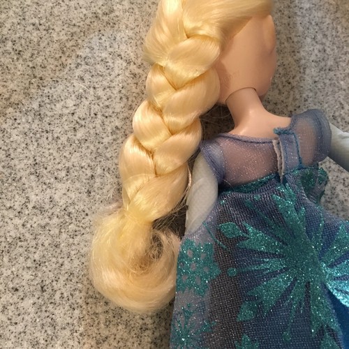 Disney Princess Frozen Elsa Play A Melody Gown Doll