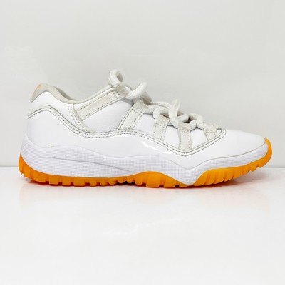 Белые баскетбольные кроссовки Nike Boys Jordan 11 Retro Low DJ4328-139, размер 12C