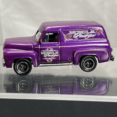 Matchbox Ford F-100 Panel Delivery (1955) Purple from 2007  1:69
