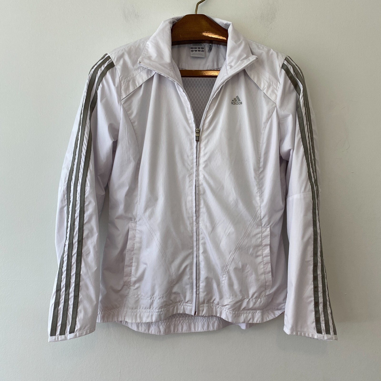 Adidas Climaproof Womens Zip Jacket Womens US 8 White Silver Adidas Climaproof Womens Zip Jacket Womens US 8 White Silver
