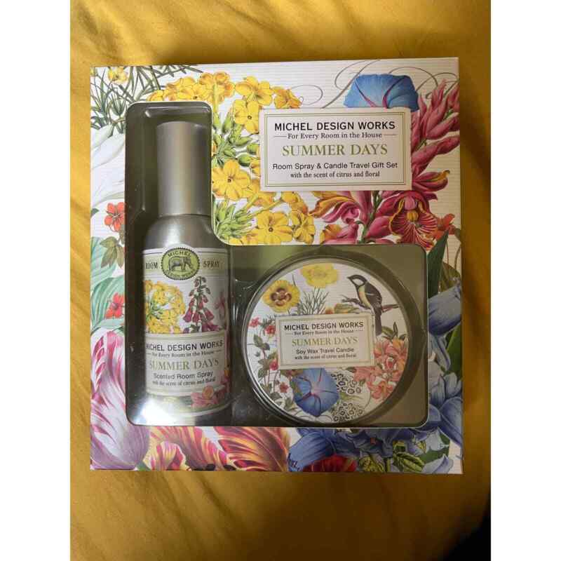 NIB Michel Design Works Room Spray & Candle Travel Gift Set - Summer Days