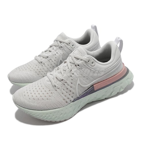 

Белые женские кроссовки Nike Wmns React Infinity Run Flyknit 2 CT2423-007, Белый, Wmns React Infinity Run Fk 2