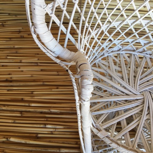 Vtg White Mini Wicker Peacock Fan Back Rattan Chair 16” Plant Stand Boho