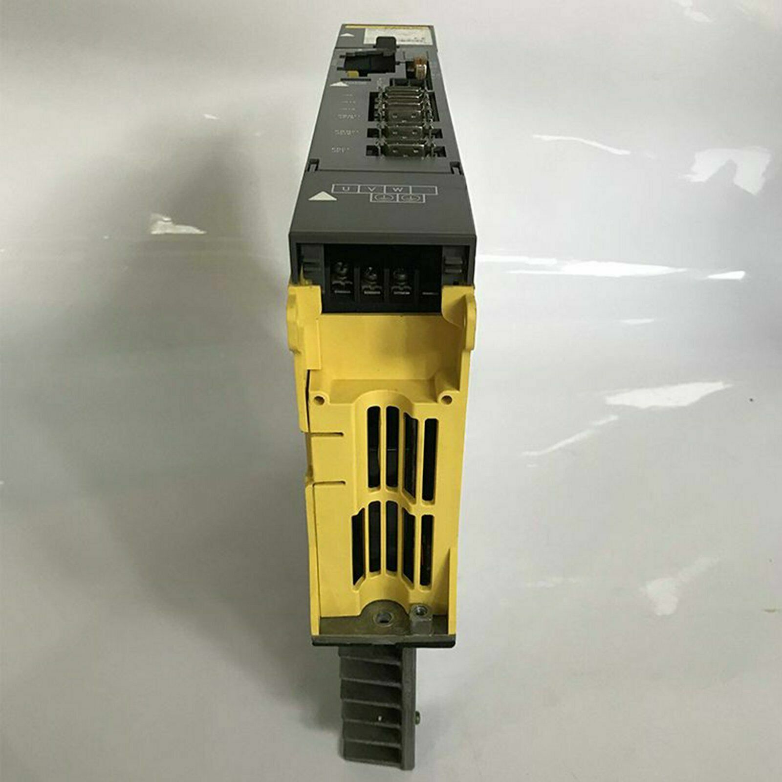 中古 FANUC Servo Amplifier A06B-6079-H104 FANUC A06B-6079-H104 | In Stock Ships Overnight