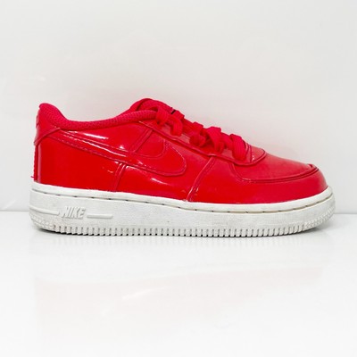 

Nike Boys Force 1 LV8 A02288-600 Красная повседневная обувь Кроссовки Размер 9C, Красный, Force 1 LV8