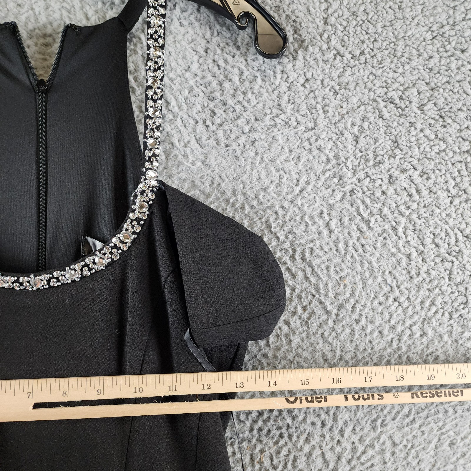 AQUA Embellished Neck Cutout Scuba Gown Women's 12 Black Scoop Neck Back Zip - Picture 9 of 14